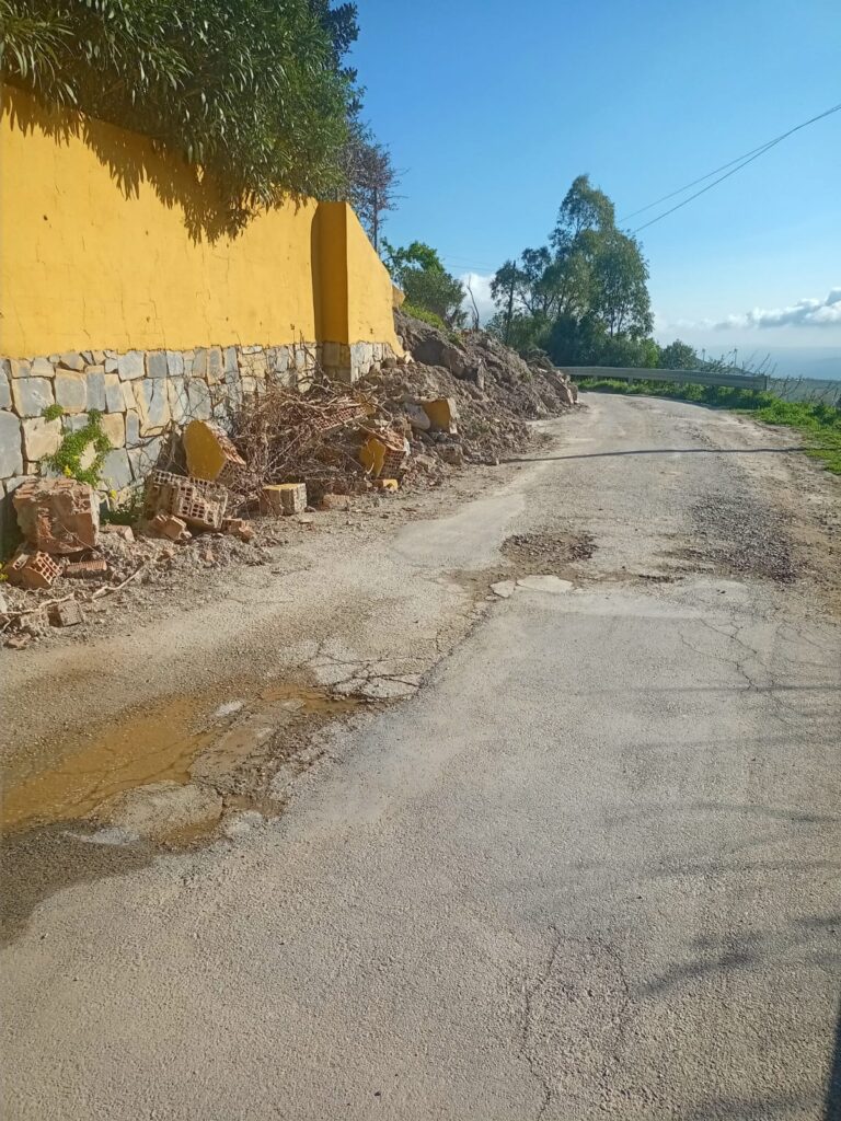 Por Mi Pueblo Casares solicita actuaciones urgentes en los caminos rurales y espacios  públicos