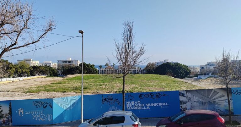 IU Marbella "exige transparencia ante la parálisis del nuevo estadio municipal y cuestiona la concesión"