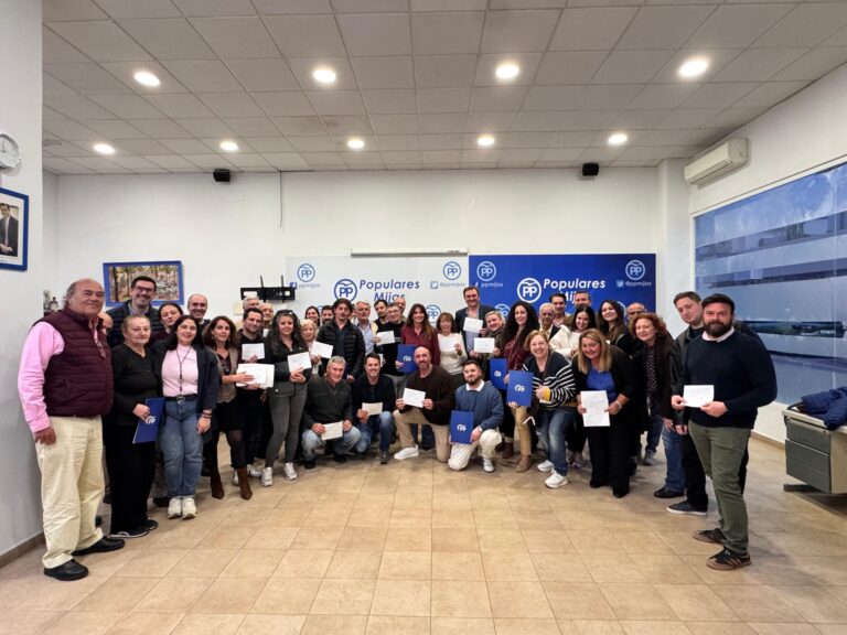 Ana Carmen Mata presenta su candidatura a la presidencia del PP de Mijas con el respaldo de los afiliados