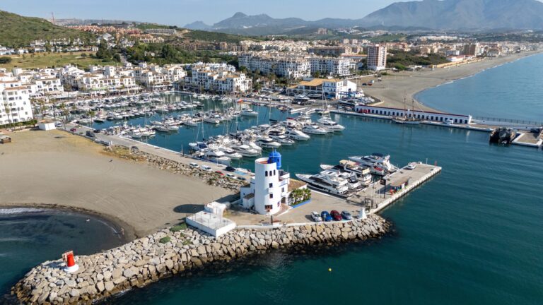 El Puerto de La Duquesa supera los 5