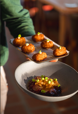 Tony’s Beach Marbella : la esencia del Mediterráneo renace frente al mar - Imagen3Tonys - Al Sol de la Costa