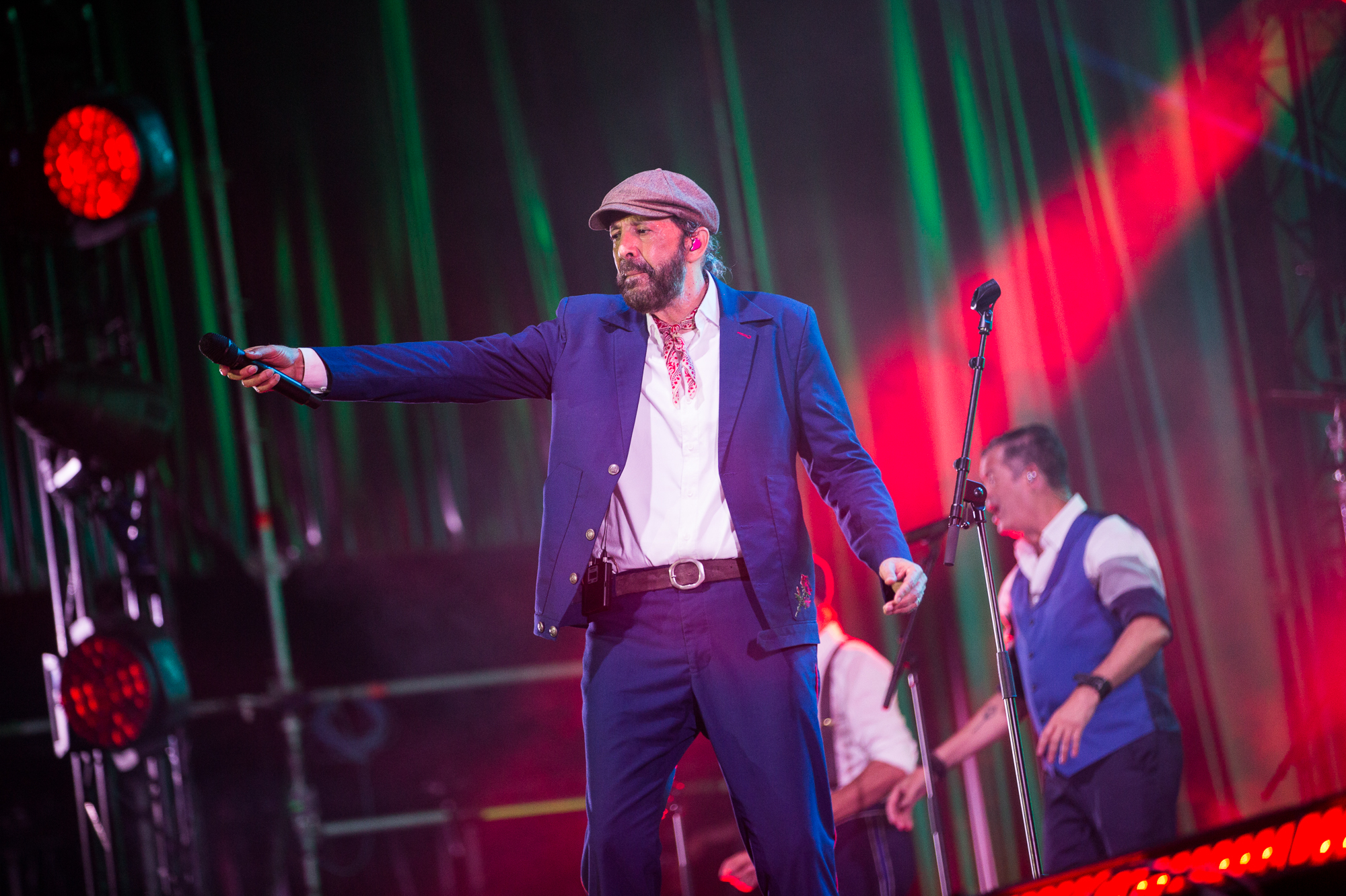 Juan Luis Guerra imprime un inolvidable recuerdo a 9.000 malagueños con su directo