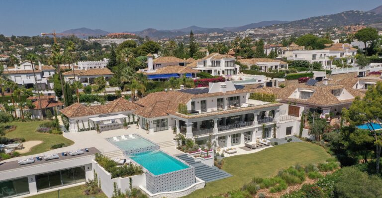 Portada - PROINSERMANT. Finca Azur - Al Sol de la Costa