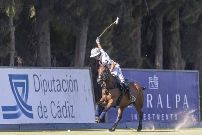 Portada - Credito Foto MATIAS CALLEJO AYALA POLO CLUB - Al Sol de la Costa
