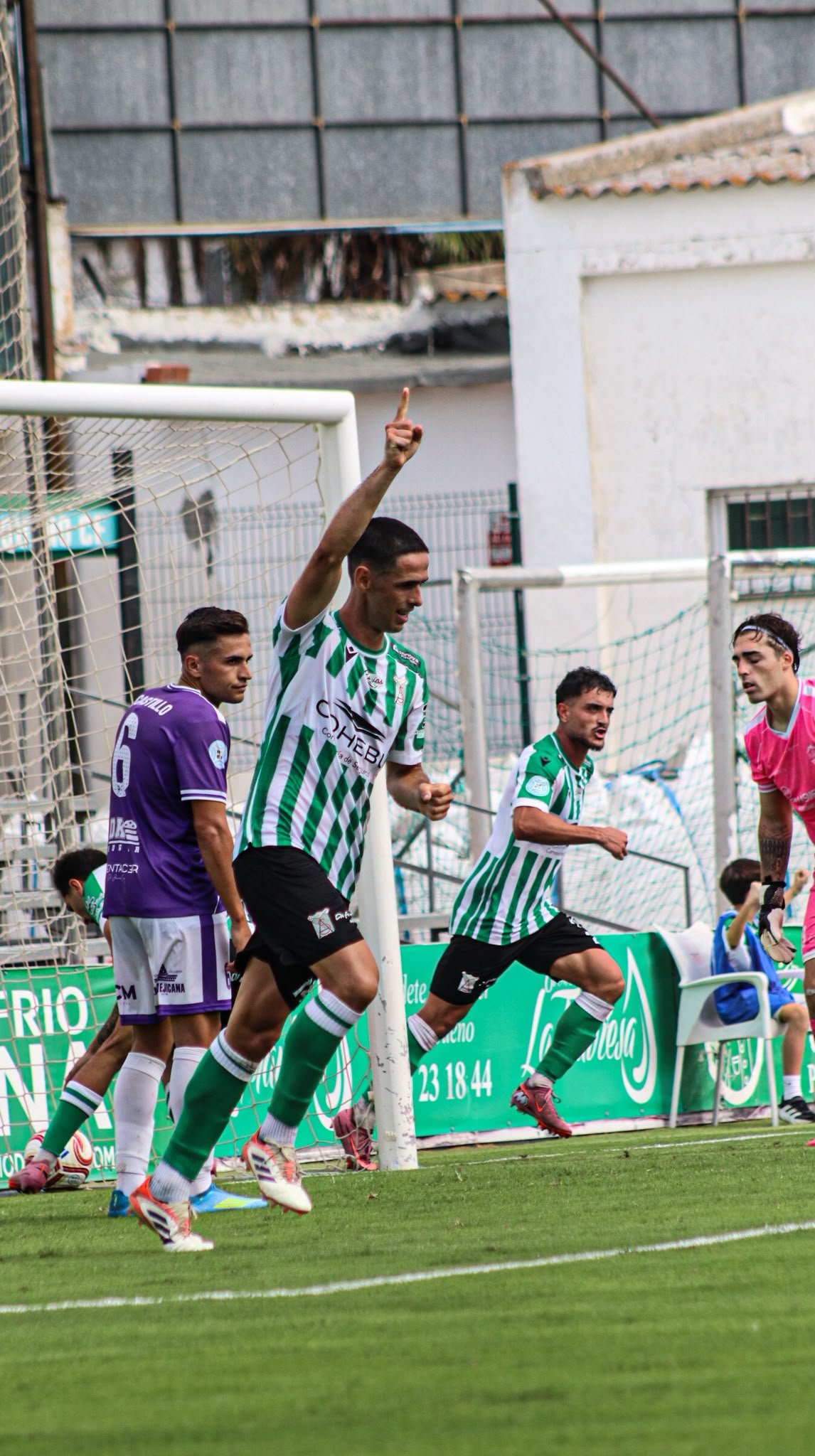 Segunda RFEF: el CP Mijas Las Lagunas deja escapar un 0-2 en Sanlúcar(2-2) - HTyH - Al Sol de la Costa