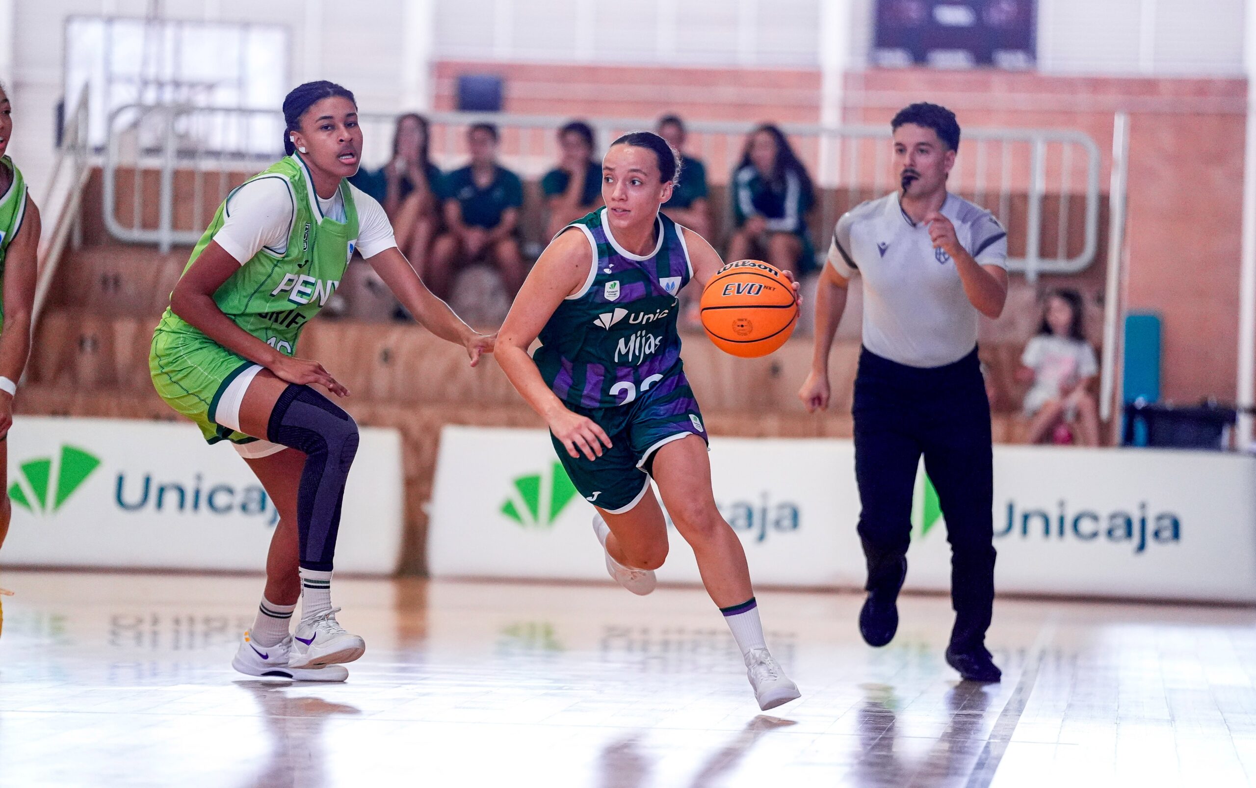 LF Challenge: mucho esfuerzo del Unicaja Mijas pero pierde ante el Joventut en casa(66-76) 1 LF Challenge: mucho esfuerzo del Unicaja Mijas pero pierde ante el Joventut en casa(66-76) - HUWiCh5 scaled - Al Sol de la Costa