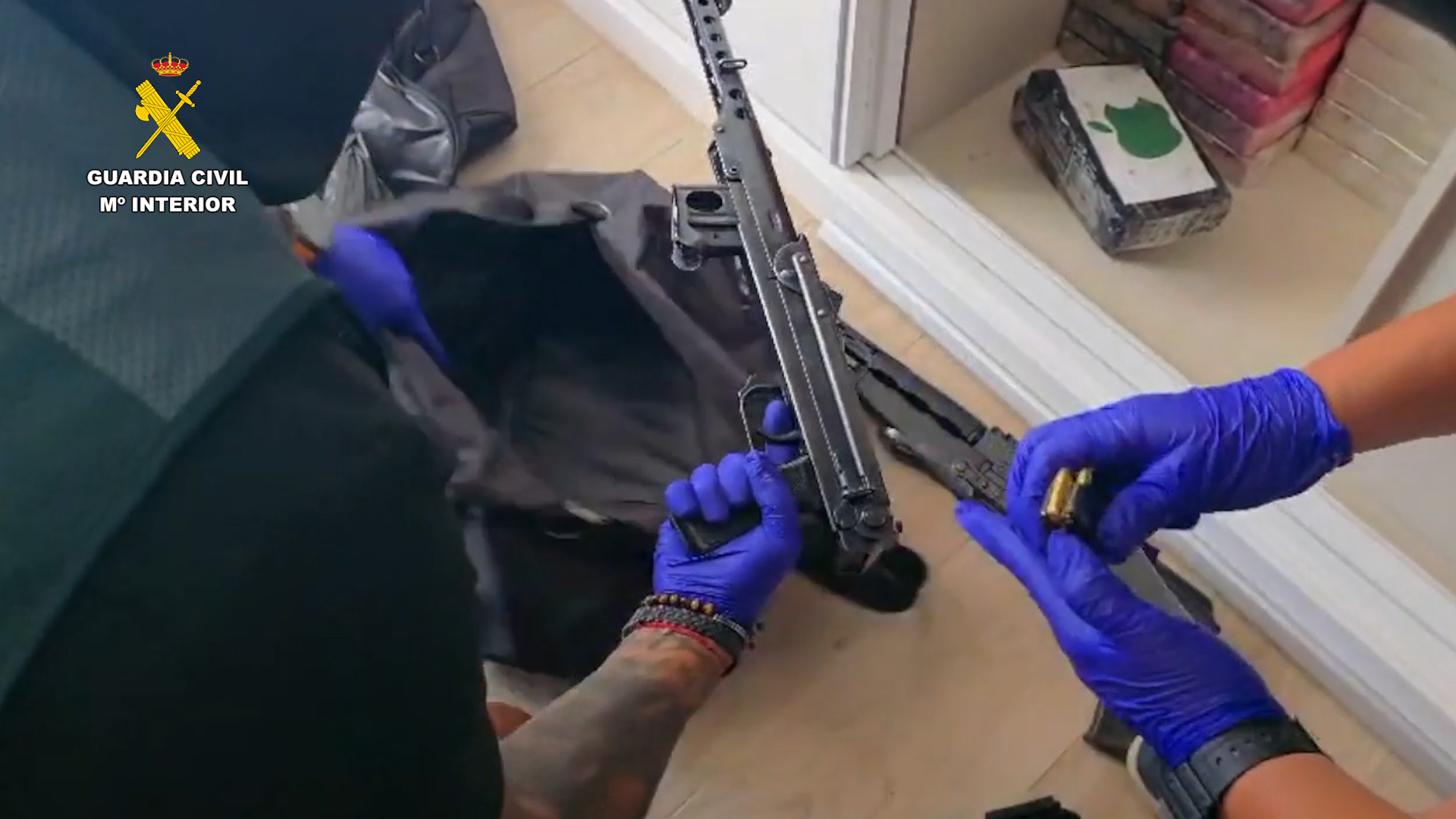 La Guardia Civil interviene una tonelada de cocaína en Estepona cuyo destino era el Reino Unido - op mis - Al Sol de la Costa